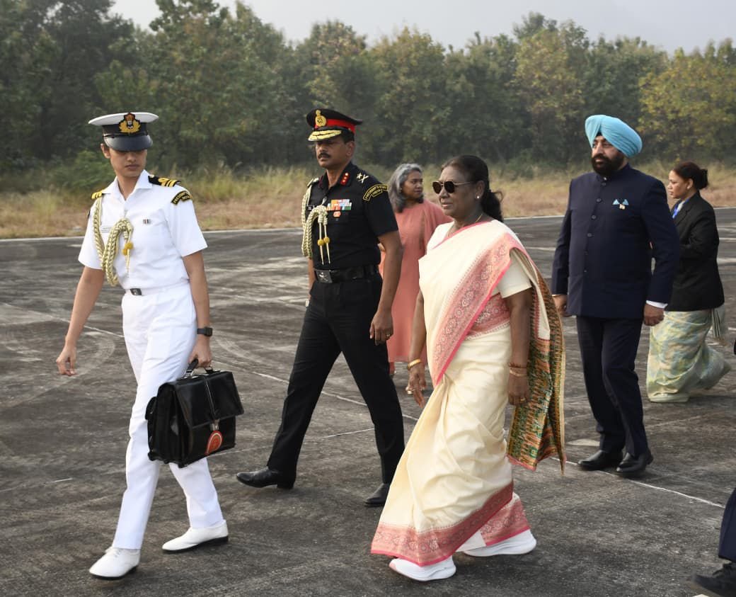 ब्रेकिंग न्यूज: हल्द्वानी उतरकर नैनीताल रवाना हुईं राष्ट्रपति पढ़ें वीआईपी अपडेट