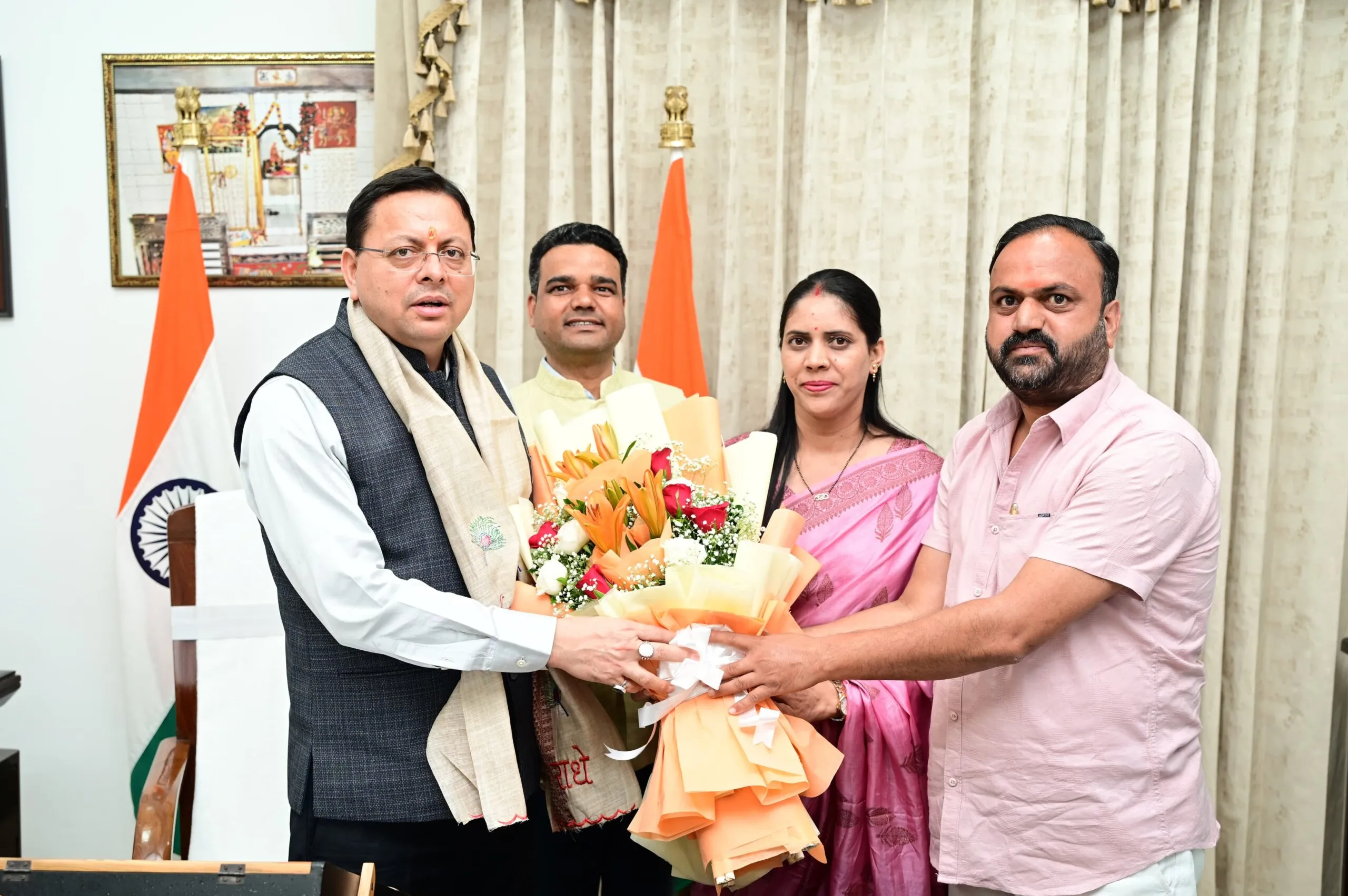 जिला सहकारी बैंक के नवनिर्वाचित पदाधिकारियों ने मुख्यमंत्री धामी से की शिष्टाचार भेंट: सीएम धामी ने दी शुभकामनायें