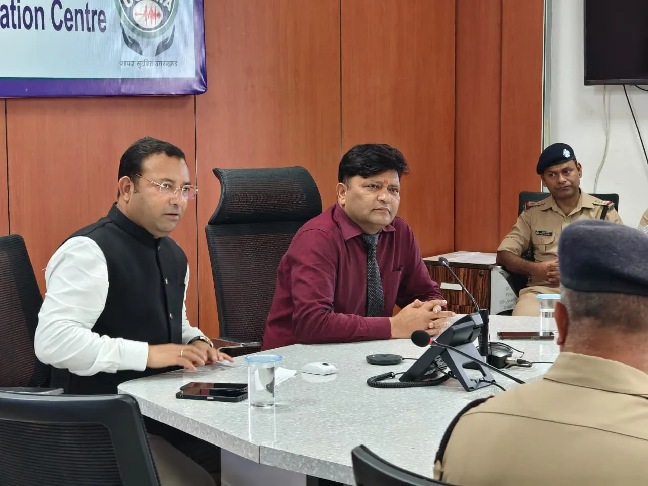 आपदा प्रबंधन की बारीकियों से रूबरू हुए अग्निशमन विभाग के प्रशिक्षु अधिकारी
