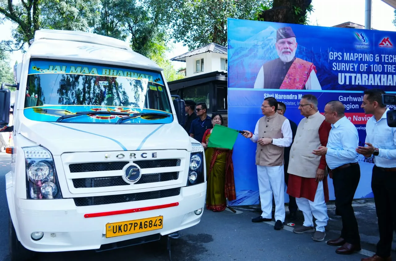 उत्तराखण्ड के 100 प्रमुख ट्रेक एवं हाइक रूट्स की होगी GPS/GIS मैपिंग: सीएम धामी ने दल को हरी झंडी दिखाकर किया रवाना