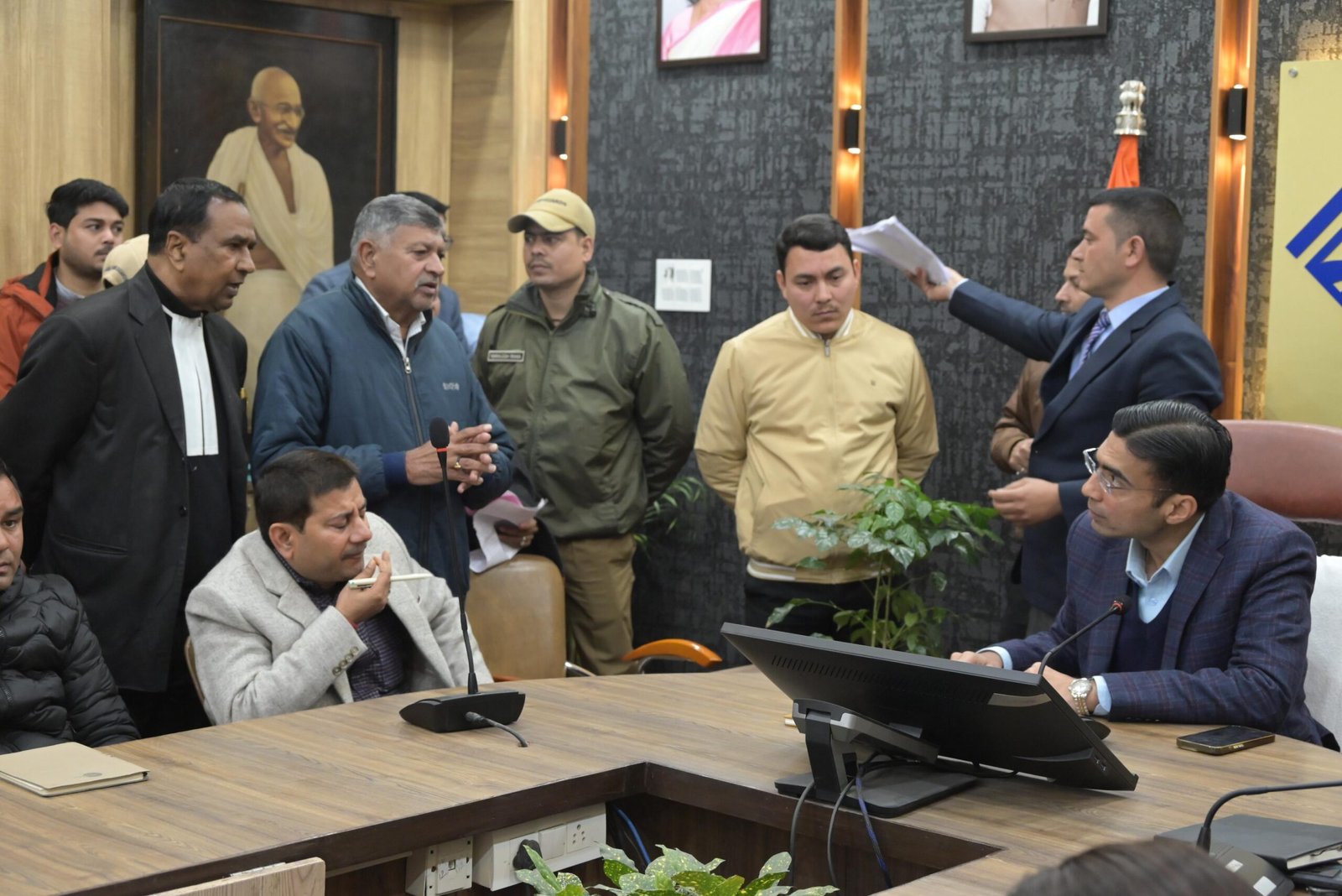 Action: जिला प्रशासन के भरण-पोषण आदेश की अवहेलना पुत्र को पड़ी भारी, कटी 1.50 लाख की आरसी