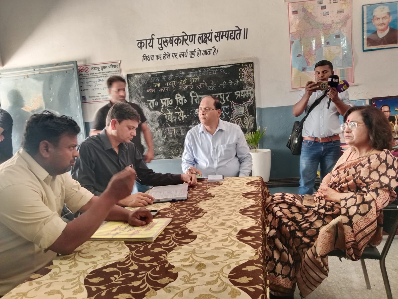 राज्य बाल अधिकार संरक्षण आयोग की अध्यक्ष ने हरिद्वार के बहादराबाद क्षेत्र में प्राप्त शिकायत के बाद विद्यालय का किया स्थलीय निरीक्षण