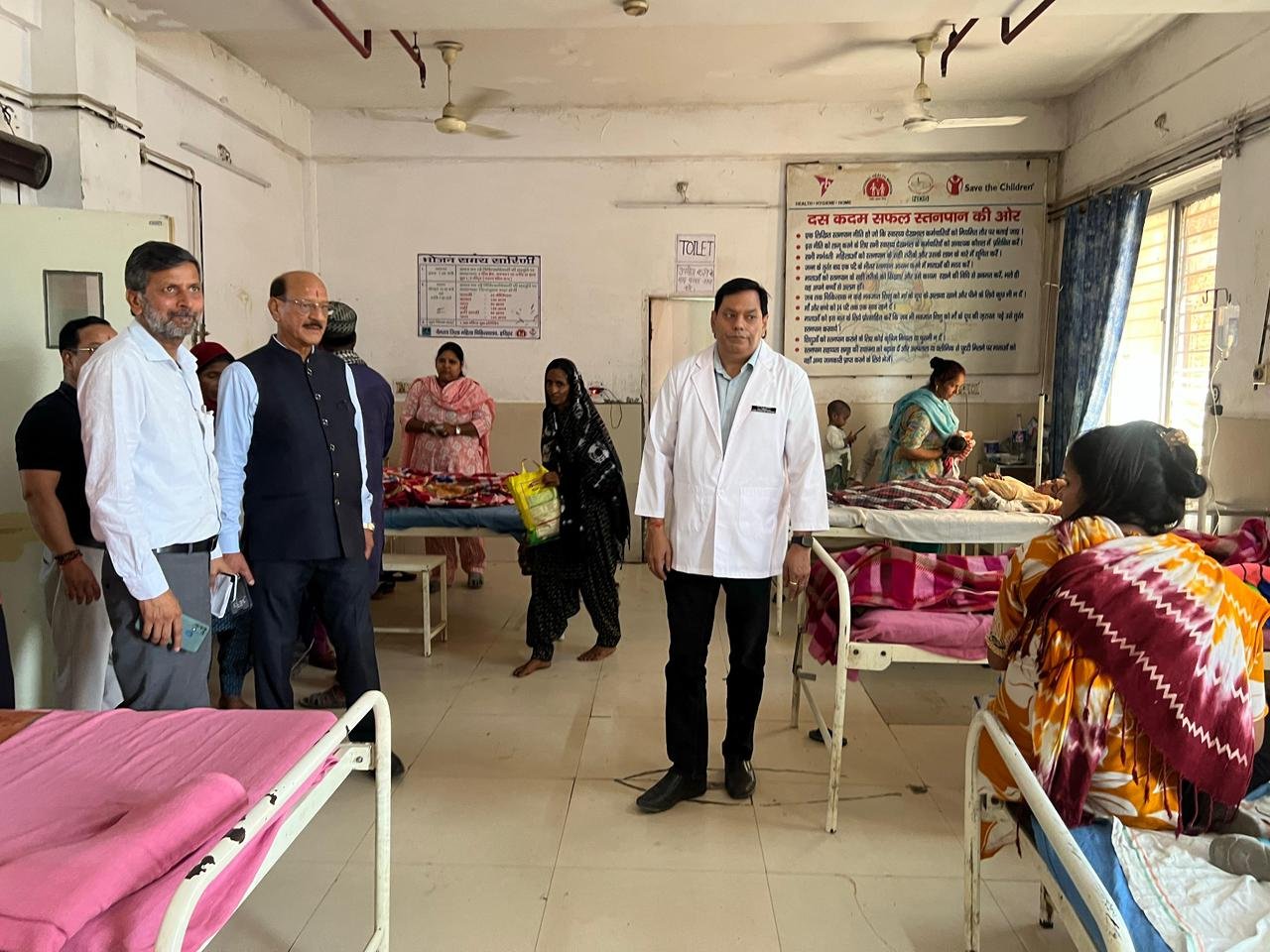स्वास्थ्य मंत्री सुबोध उनियाल का दमदार एक्शन: अस्पताल की बदहाल स्वच्छता व्यवस्था देख स्वास्थ्य मंत्री का चढ़ा पारा