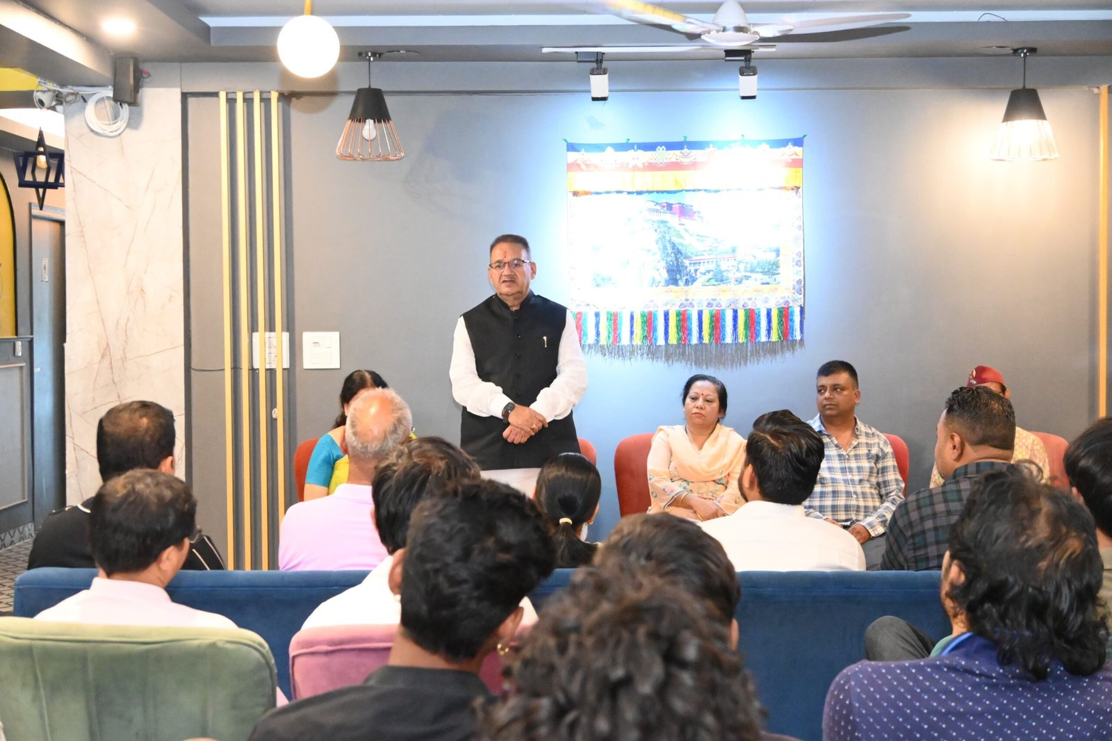कैबिनेट मंत्री गणेश जोशी ने SIR कार्य में तेजी लाने के सम्बन्ध में पार्टी कार्यकर्ताओं के सासाथ की बैठक