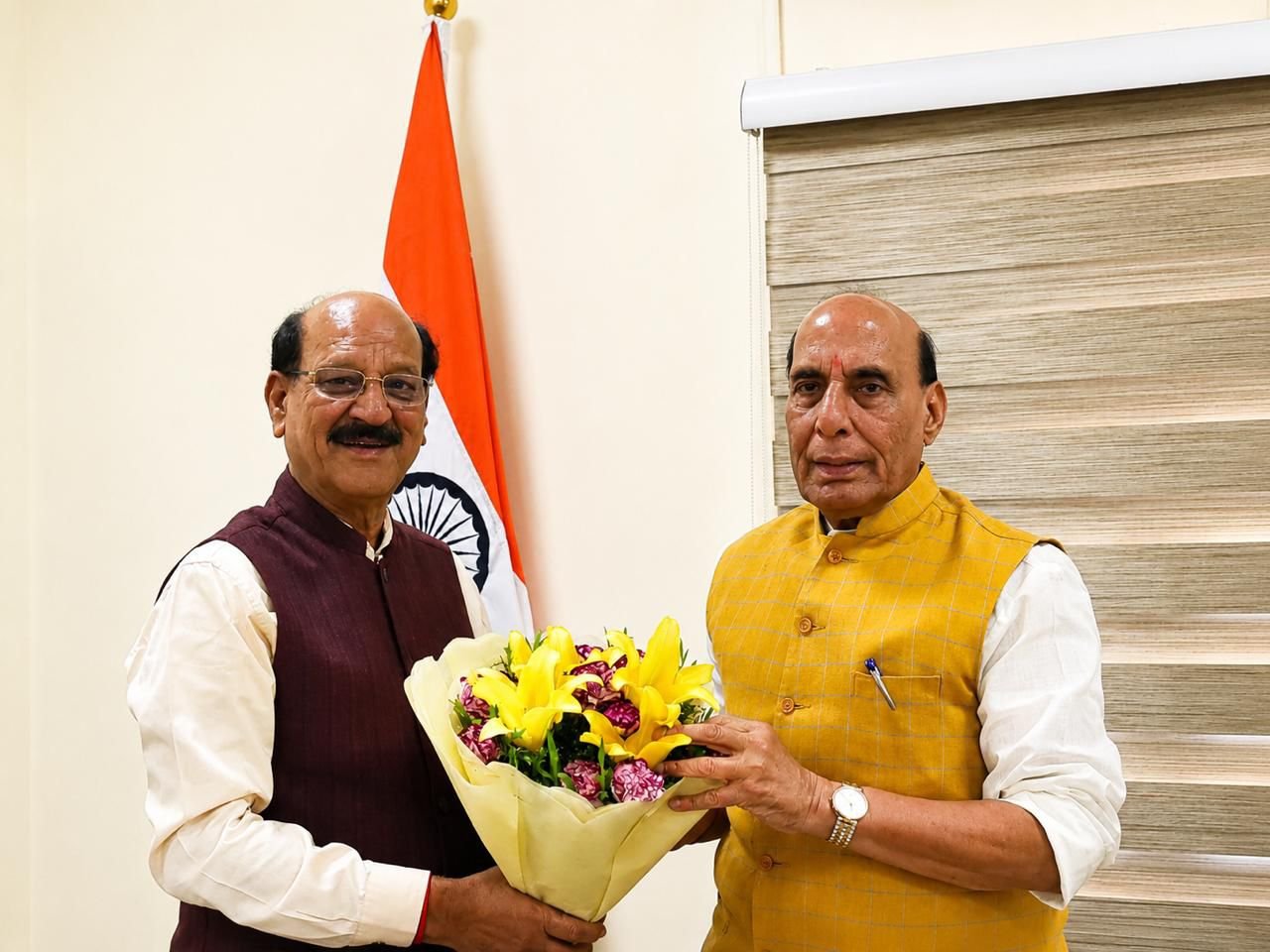 दिल्ली में केंद्रीय रक्षा मंत्री राजनाथ सिंह से मिले कैबिनेट मंत्री सुबोध उनियाल उत्तराखंड के विकास से जुड़े विषयों पर हुई चर्चा