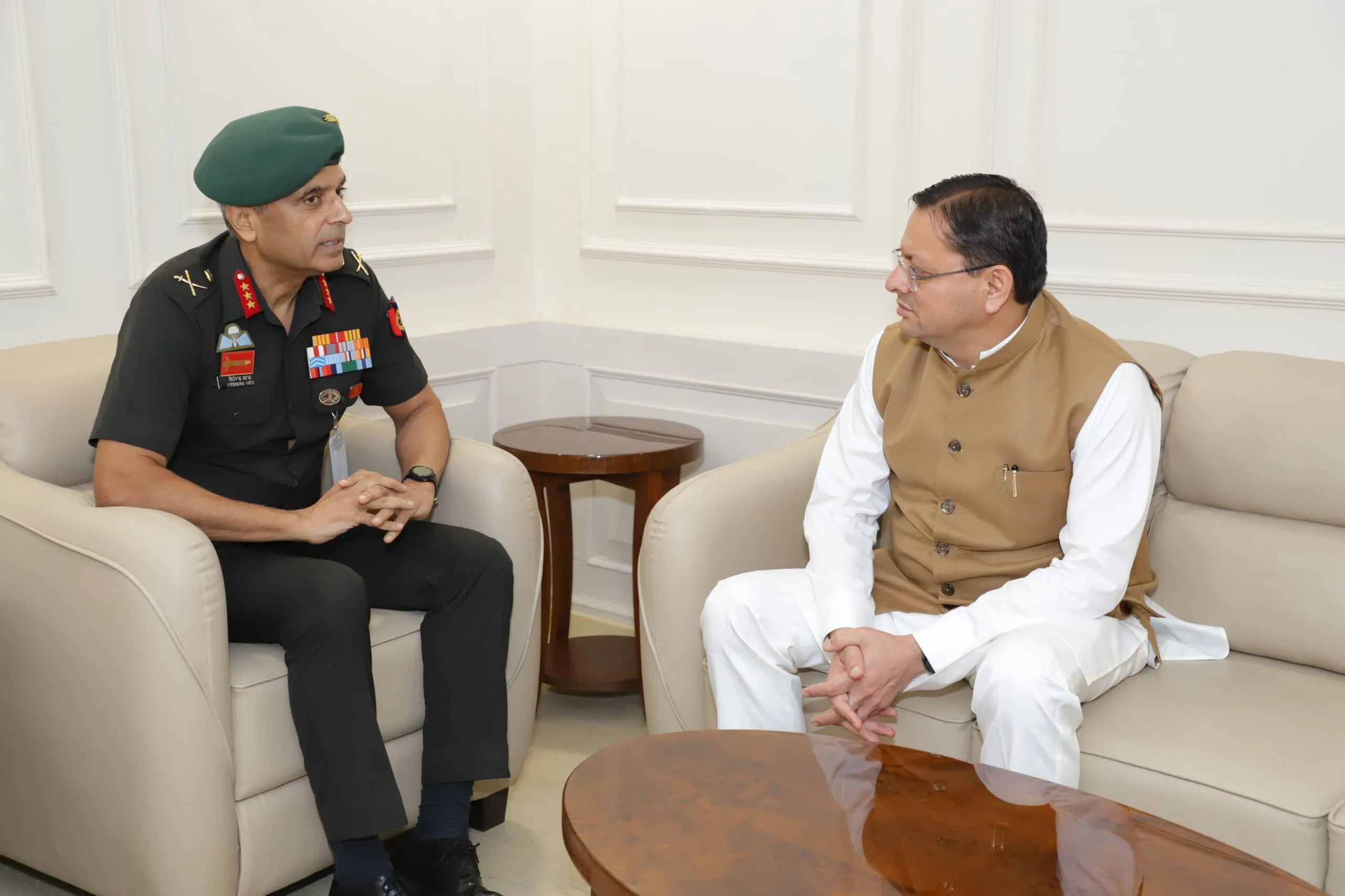 सीएम धामी से महानिदेशक NCC ने की शिष्टाचार भेंट: उत्तराखण्ड में एनसीसी के विस्तार एवं आधुनिक आधारभूत संरचना के विकास पर हुई महत्वपूर्ण चर्चा