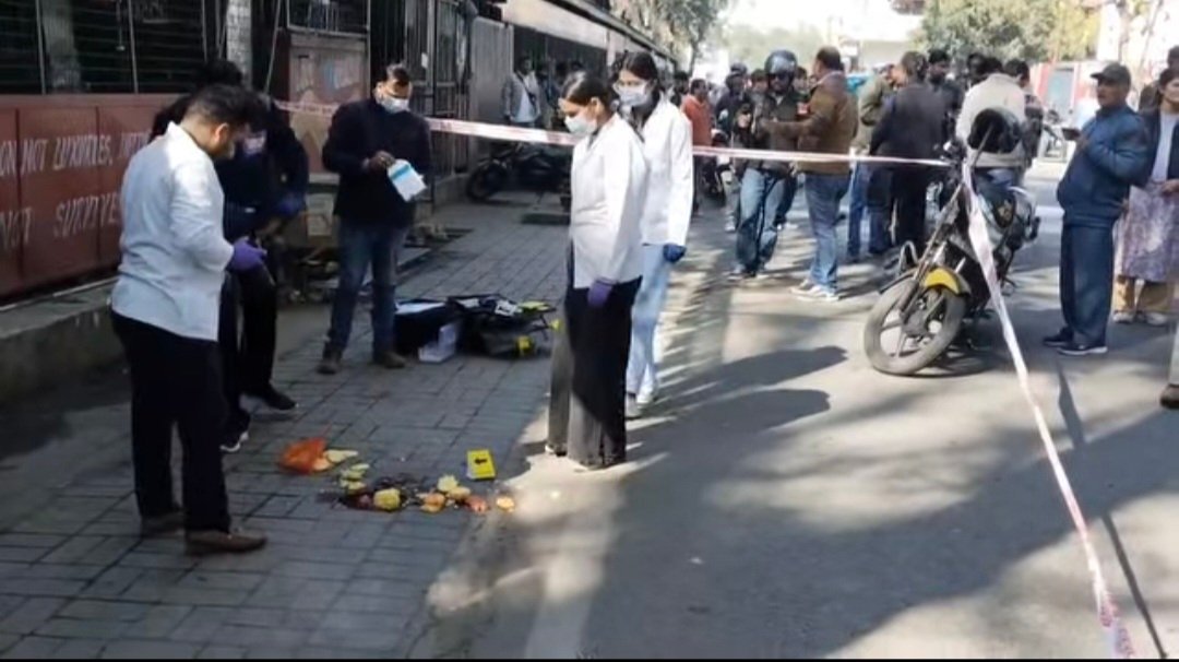 तिब्बती मार्केट में गैस एजेंसी कारोबारी की सरेआम गोली मारकर की हत्या: करोड़ों के लेन देन का बताया जा रहा मामला